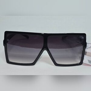 NWT Oversized XXL Large Big FLAT Glossy Women Sunglasses Dazey Shades